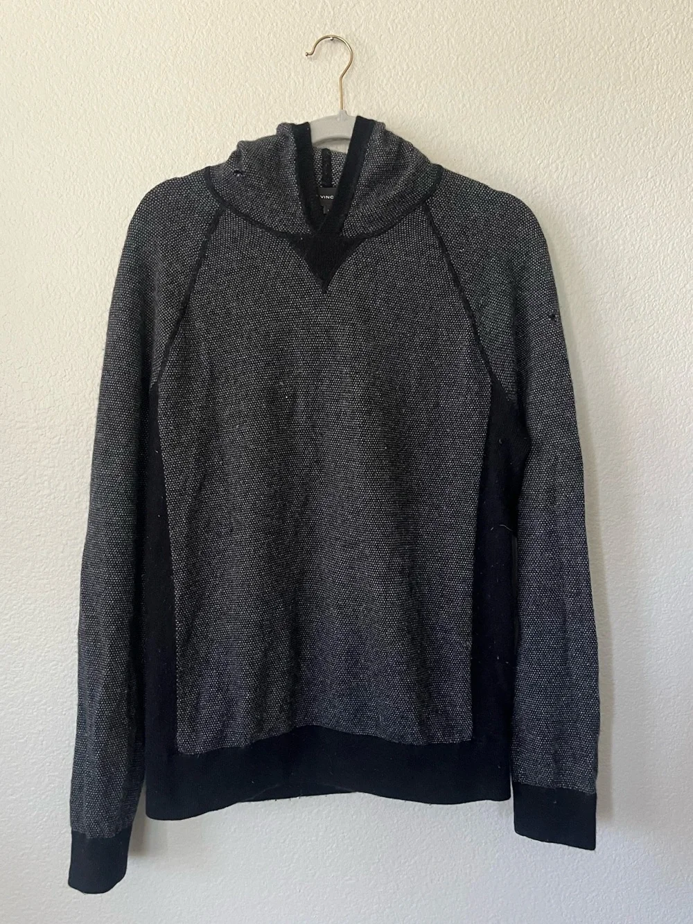 Vince Wool & Cashmere Gray and Black Crewneck Hoodie Sweater Mens Size M